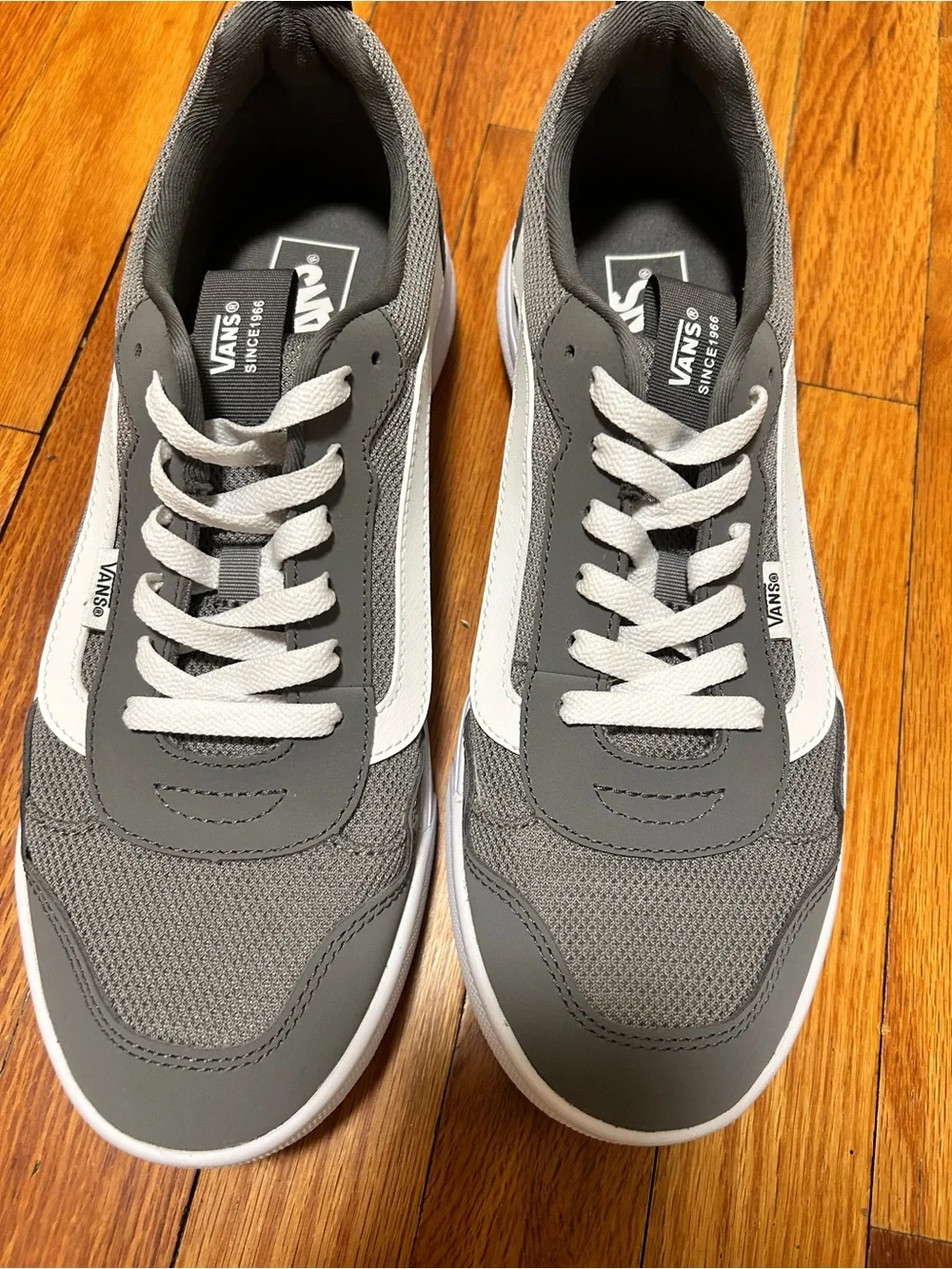 Vans Range Exp Skate Shoes Men Size 10.5 Sneakers Mesh Gray / White